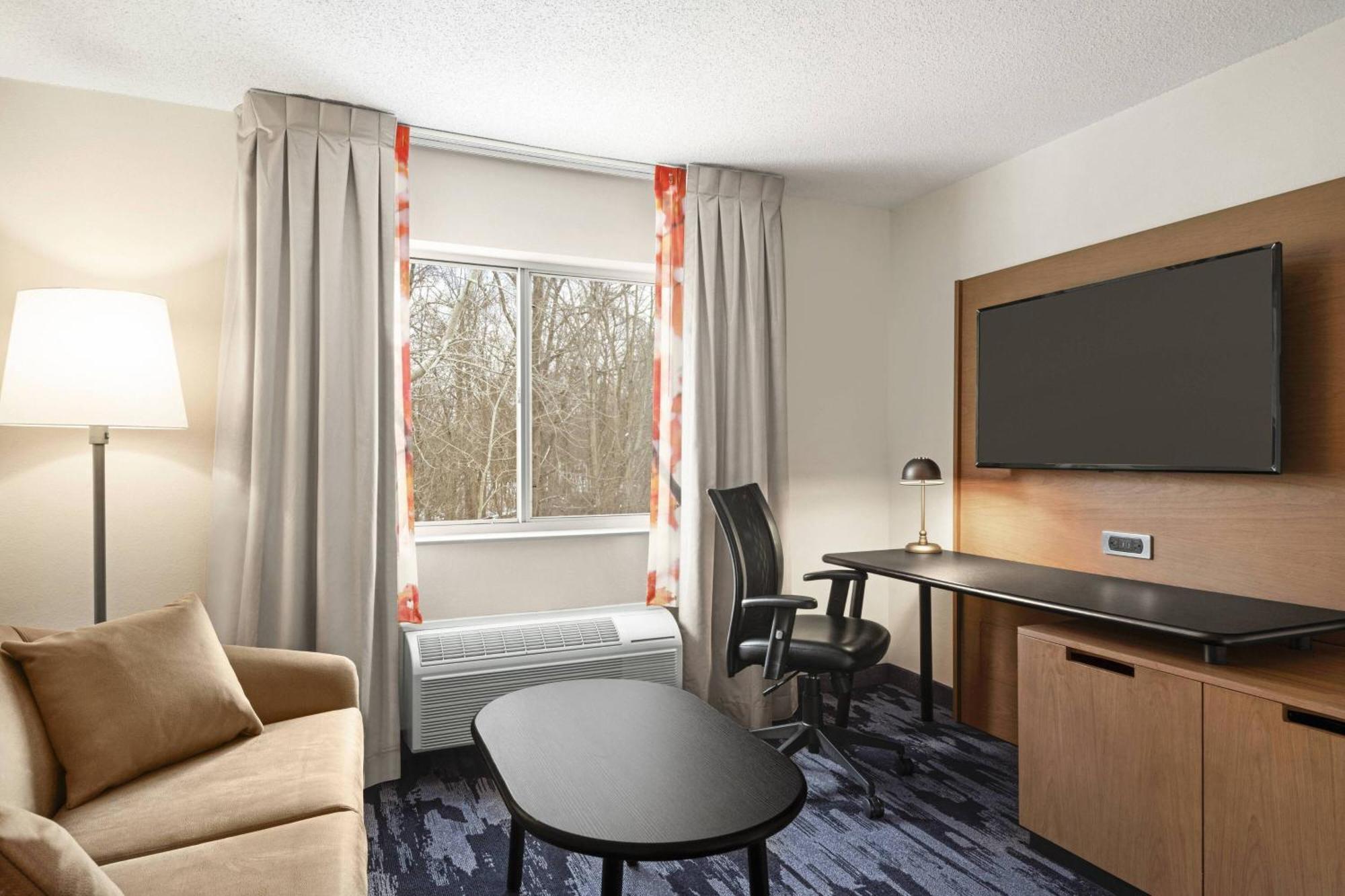 Fairfield Inn By Marriott Warren Niles Exterior foto