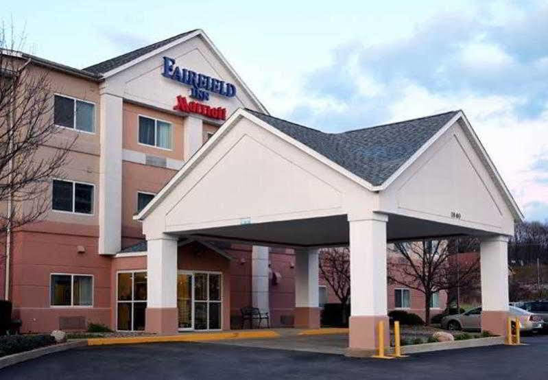 Fairfield Inn By Marriott Warren Niles Exterior foto